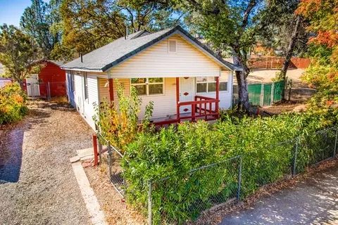 1352 Magnolia Ave, Redding, CA 96001 photo 20