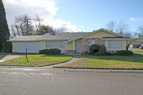 1913 Merle Dr, Redding, CA 96001 photo 1