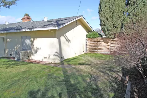 1913 Merle Dr, Redding, CA 96001 photo 12