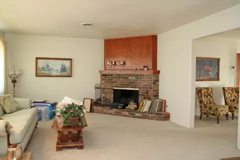 1913 Merle Dr, Redding, CA 96001 photo 4