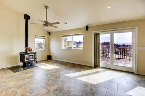14251 Highline Trl, Redding, CA 96003 photo 9
