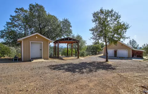 14251 Highline Trl, Redding, CA 96003 photo 44