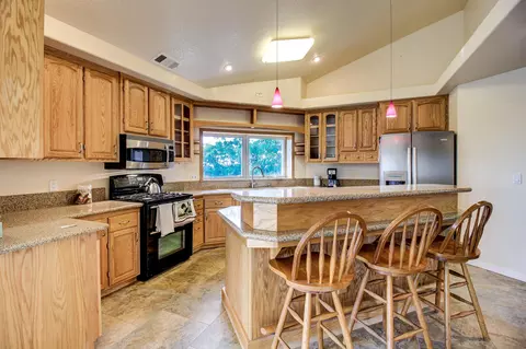 14251 Highline Trl, Redding, CA 96003 photo 13