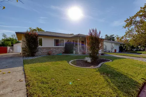 2945 Yana Ave, Redding, CA 96002 photo 1