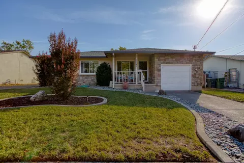 2945 Yana Ave, Redding, CA 96002 photo 4