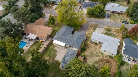 5830 Fagan Dr, Redding, CA 96001 photo 5