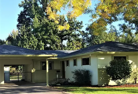 5830 Fagan Dr, Redding, CA 96001 photo 2