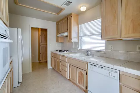 335 Franciscan Trl, Redding, CA 96003 photo 9