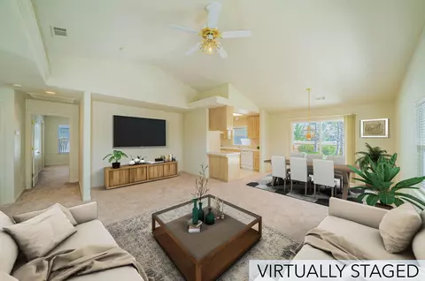 335 Franciscan Trl, Redding, CA 96003 photo 4