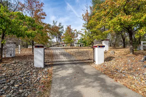 8954 Mirage Ct, Redding, CA 96001 photo 28