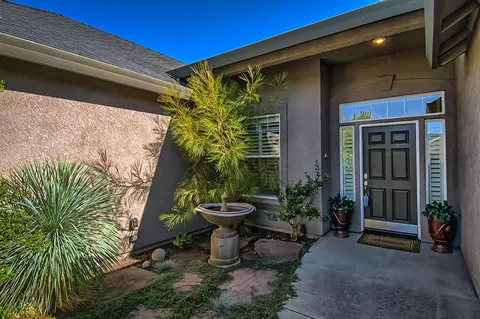 661 San Gabriel St, Redding, CA 96003 photo 3
