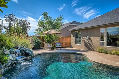 661 San Gabriel St, Redding, CA 96003 photo 5