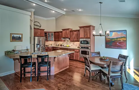 661 San Gabriel St, Redding, CA 96003 photo 17