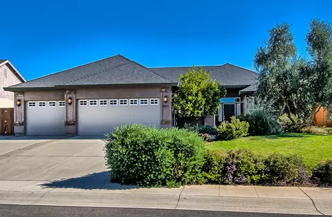 661 San Gabriel St, Redding, CA 96003 photo 1