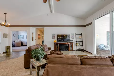 4047 Sunglow Dr, Redding, CA 96001 photo 25