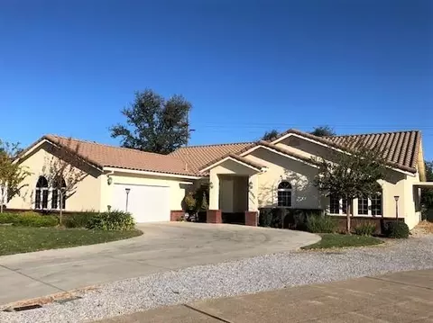6885 Granada Dr, Redding, CA 96002 photo 2