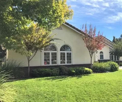 6885 Granada Dr, Redding, CA 96002 photo 5