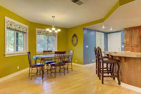 12124 E Stillwater Way, Redding, CA 96003 photo 9