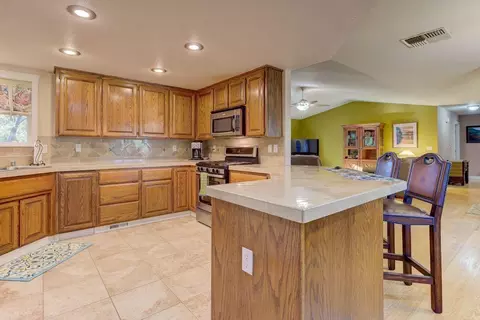 12124 E Stillwater Way, Redding, CA 96003 photo 11