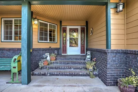 12124 E Stillwater Way, Redding, CA 96003 photo 4