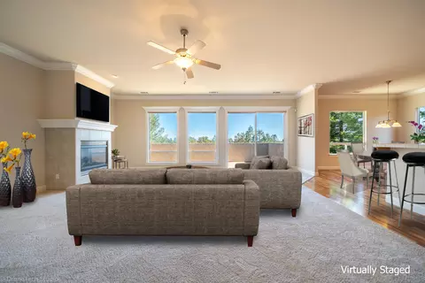 4637 Nantucket Dr, Redding, CA 96001 photo 5
