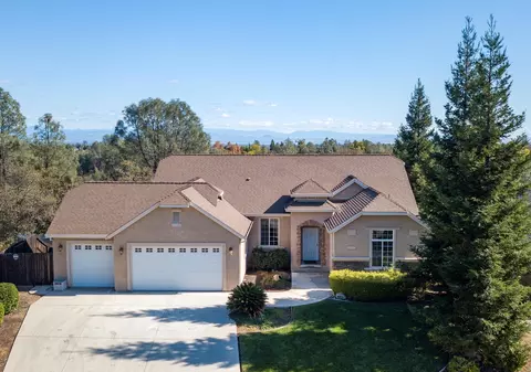 4637 Nantucket Dr, Redding, CA 96001 photo 1
