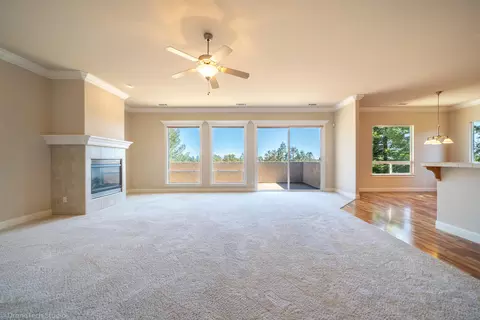 4637 Nantucket Dr, Redding, CA 96001 photo 4