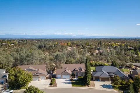 4637 Nantucket Dr, Redding, CA 96001 photo 32