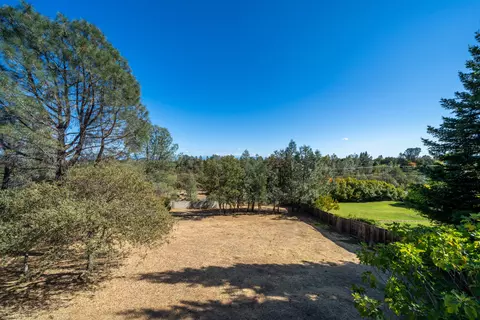 4637 Nantucket Dr, Redding, CA 96001 photo 30