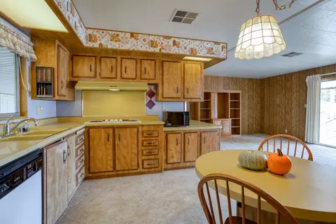 4293 Hiawatha, Redding, CA 96003 photo 4