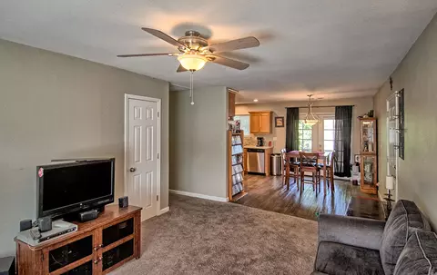 3419 Willow Ln, Anderson, CA 96007 photo 5