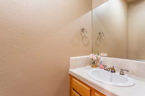 2140 Darsha Ln, Redding, CA 96003 photo 27