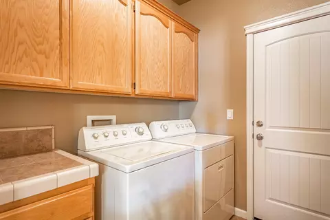 2140 Darsha Ln, Redding, CA 96003 photo 28