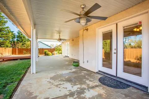 2140 Darsha Ln, Redding, CA 96003 photo 30