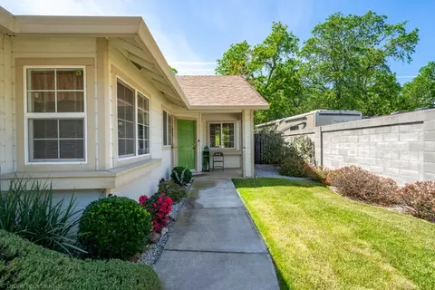 202 Buckhorn Walk, Redding, CA 96003 photo 5