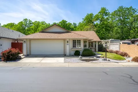 202 Buckhorn Walk, Redding, CA 96003 photo 2