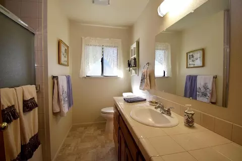 1556 Robinson Dr, Red Bluff, CA 96080 photo 11