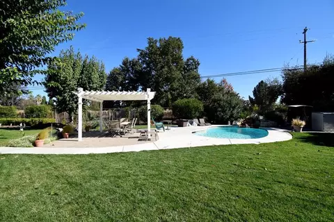 1556 Robinson Dr, Red Bluff, CA 96080 photo 18