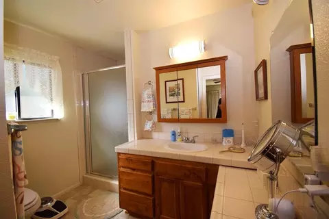 1556 Robinson Dr, Red Bluff, CA 96080 photo 8