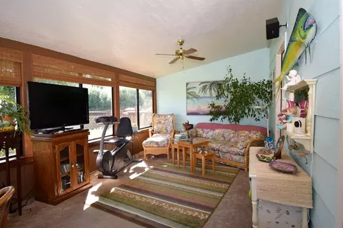 1556 Robinson Dr, Red Bluff, CA 96080 photo 15