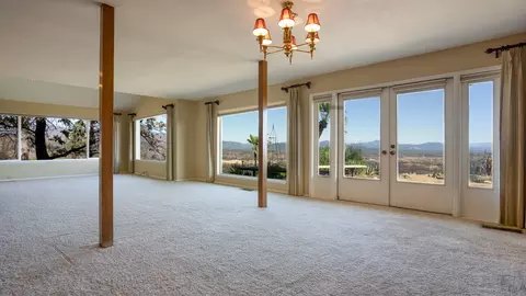 15825 Highland Cir, Redding, CA 96001 photo 3