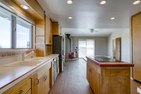15825 Highland Cir, Redding, CA 96001 photo 15