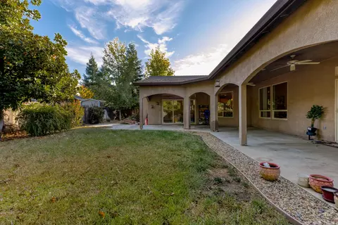 2814 Madison River Dr, Redding, CA 96002 photo 27