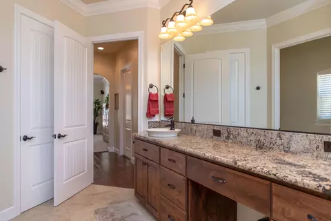 13219 Tierra Oaks Dr, Redding, CA 96003 photo 17
