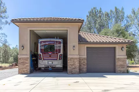 13219 Tierra Oaks Dr, Redding, CA 96003 photo 6