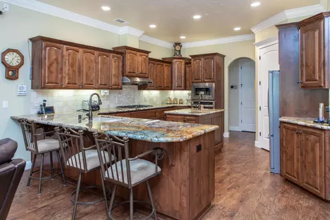 13219 Tierra Oaks Dr, Redding, CA 96003 photo 9
