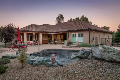 13219 Tierra Oaks Dr, Redding, CA 96003 photo 5