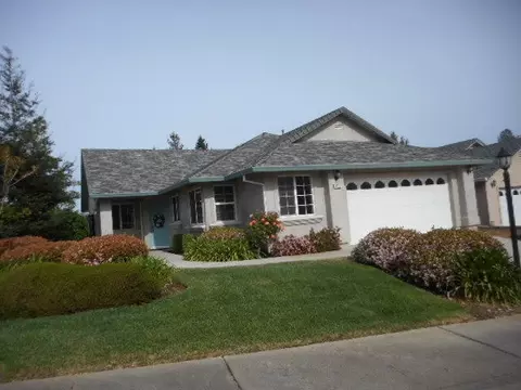 1110 Palacio Dr, Redding, CA 96003 photo 1