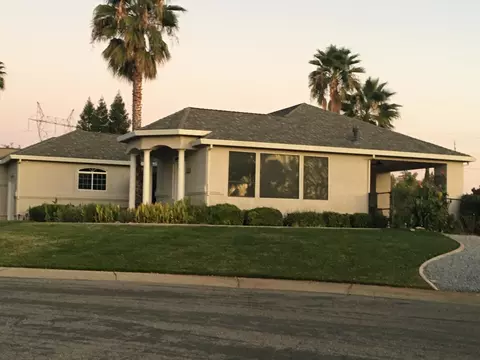 2028 Trailview Ct, Redding, CA 96003 photo 2
