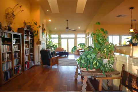 21401 Albatross Way, Redding, CA 96003 photo 4